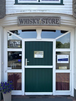 Whisky_Krüger_außen_Eingang_01.jpg